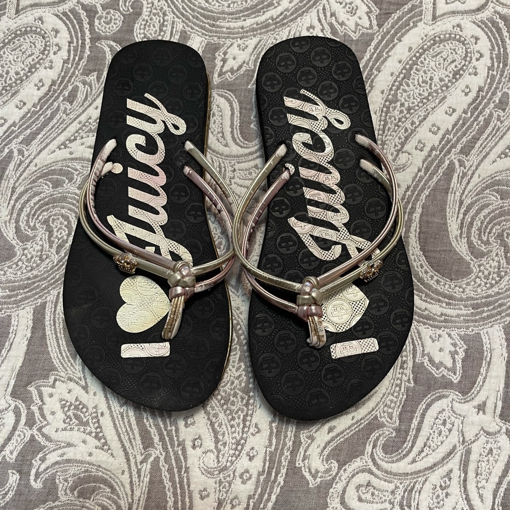 Juicy Couture girls flip flops